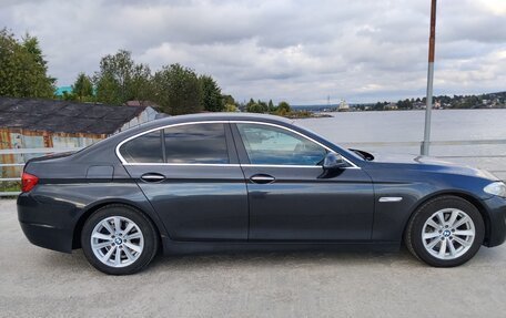 BMW 5 серия, 2011 год, 1 300 000 рублей, 1 фотография