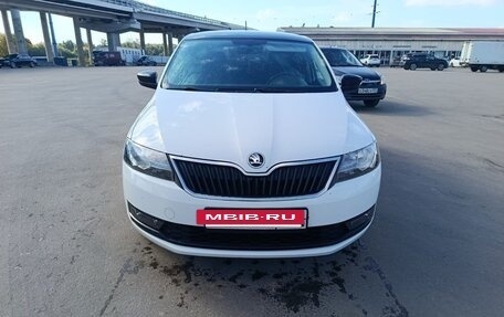 Skoda Rapid I, 2018 год, 1 100 000 рублей, 5 фотография