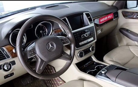 Mercedes-Benz M-Класс, 2013 год, 2 350 000 рублей, 4 фотография