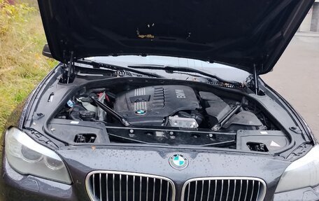 BMW 5 серия, 2011 год, 1 300 000 рублей, 12 фотография