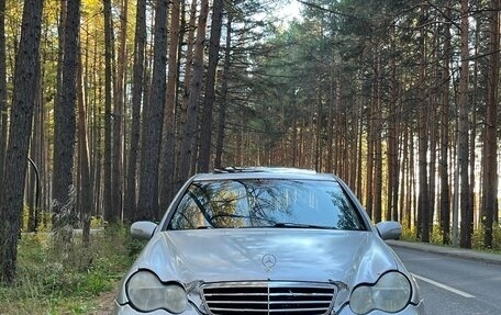 Mercedes-Benz C-Класс, 2000 год, 350 000 рублей, 4 фотография