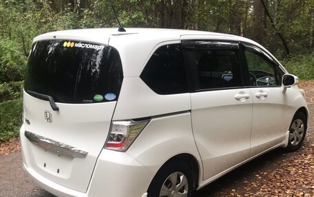 Honda Freed I, 2013 год, 1 220 000 рублей, 8 фотография