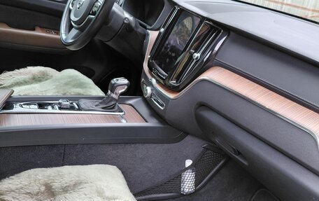 Volvo XC60 II, 2019 год, 3 500 000 рублей, 13 фотография