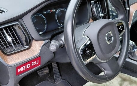 Volvo XC60 II, 2019 год, 3 500 000 рублей, 9 фотография