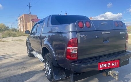 Toyota Hilux VII, 2013 год, 2 200 000 рублей, 4 фотография