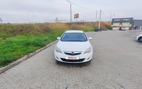Opel Astra J, 2011 год, 500 000 рублей, 2 фотография