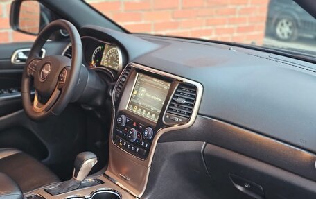 Jeep Grand Cherokee, 2016 год, 3 095 000 рублей, 23 фотография
