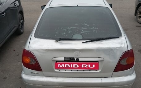 Toyota Avensis III рестайлинг, 1998 год, 141 000 рублей, 2 фотография