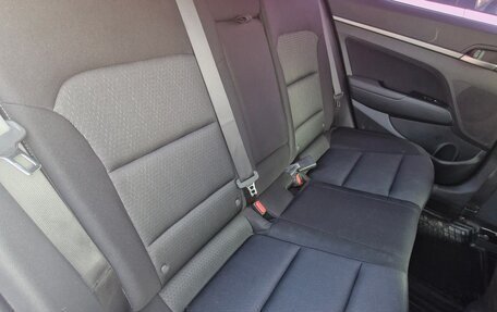 Hyundai Elantra VI рестайлинг, 2017 год, 1 522 000 рублей, 12 фотография