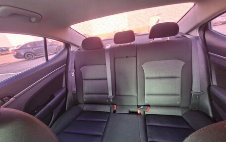 Hyundai Elantra VI рестайлинг, 2017 год, 1 522 000 рублей, 9 фотография