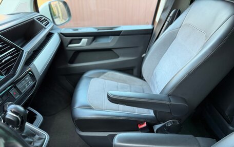 Volkswagen Multivan T6 рестайлинг, 2020 год, 4 990 000 рублей, 9 фотография