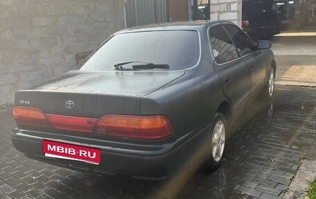 Toyota Vista, 1994 год, 190 000 рублей, 2 фотография