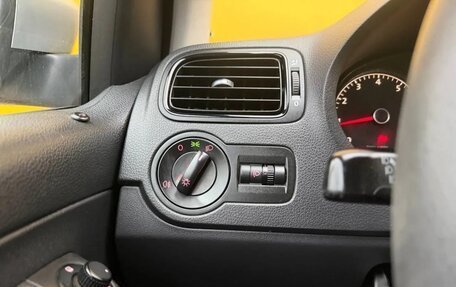 Volkswagen Polo VI (EU Market), 2013 год, 740 000 рублей, 10 фотография