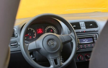 Volkswagen Polo VI (EU Market), 2013 год, 740 000 рублей, 12 фотография