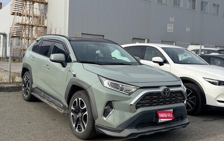Toyota RAV4, 2019 год, 2 999 999 рублей, 1 фотография