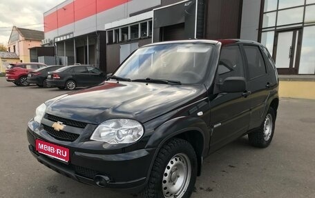Chevrolet Niva I рестайлинг, 2011 год, 499 000 рублей, 1 фотография
