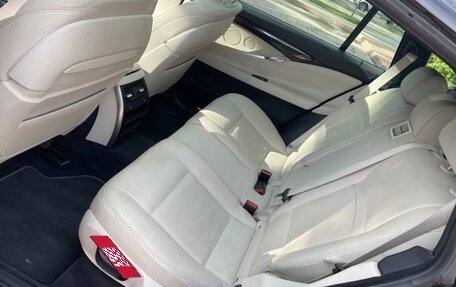 BMW 5 серия, 2014 год, 2 500 000 рублей, 17 фотография