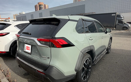 Toyota RAV4, 2019 год, 2 999 999 рублей, 5 фотография