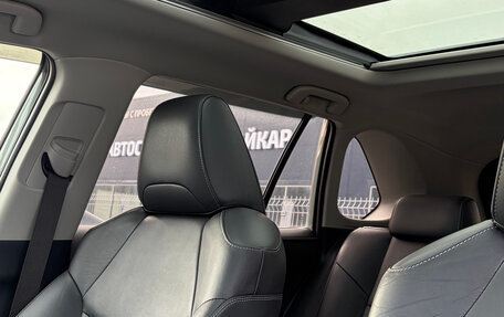 Toyota RAV4, 2019 год, 2 999 999 рублей, 8 фотография