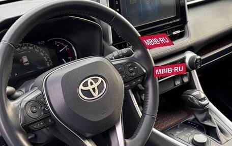 Toyota RAV4, 2019 год, 2 999 999 рублей, 6 фотография