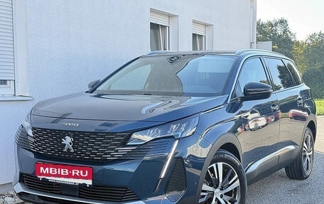 Peugeot 5008 II, 2023 год, 2 490 000 рублей, 1 фотография