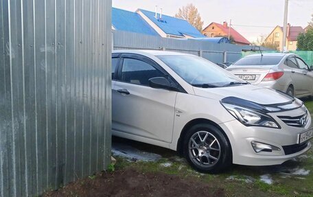 Hyundai Solaris II рестайлинг, 2014 год, 970 000 рублей, 5 фотография