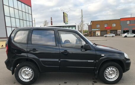 Chevrolet Niva I рестайлинг, 2011 год, 499 000 рублей, 4 фотография