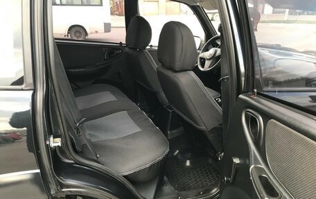 Chevrolet Niva I рестайлинг, 2011 год, 499 000 рублей, 16 фотография