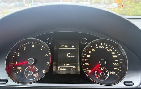 Volkswagen Passat B7, 2011 год, 940 000 рублей, 9 фотография