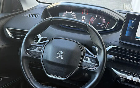 Peugeot 5008 II, 2023 год, 2 490 000 рублей, 10 фотография