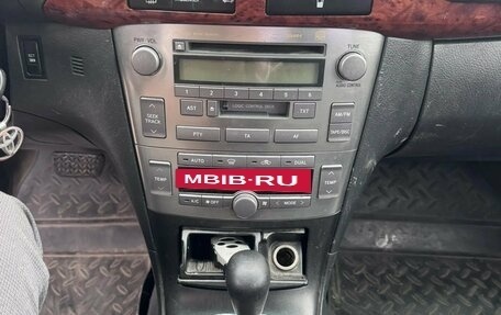 Toyota Avensis III рестайлинг, 2004 год, 439 000 рублей, 7 фотография