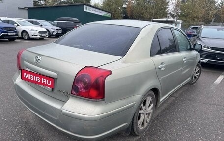Toyota Avensis III рестайлинг, 2004 год, 439 000 рублей, 3 фотография