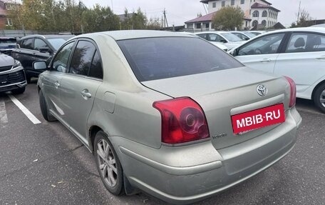 Toyota Avensis III рестайлинг, 2004 год, 439 000 рублей, 4 фотография