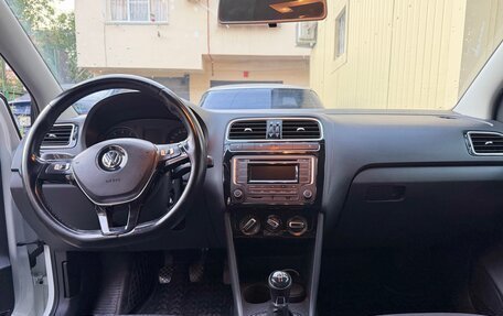 Volkswagen Polo VI (EU Market), 2017 год, 899 000 рублей, 10 фотография