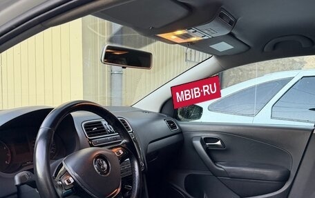 Volkswagen Polo VI (EU Market), 2017 год, 899 000 рублей, 11 фотография