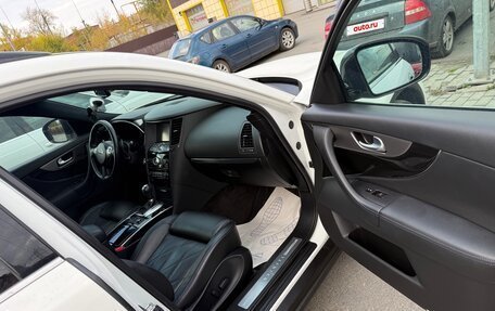 Infiniti QX70, 2016 год, 2 100 000 рублей, 6 фотография