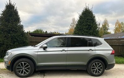Volkswagen Tiguan II, 2019 год, 2 700 000 рублей, 1 фотография
