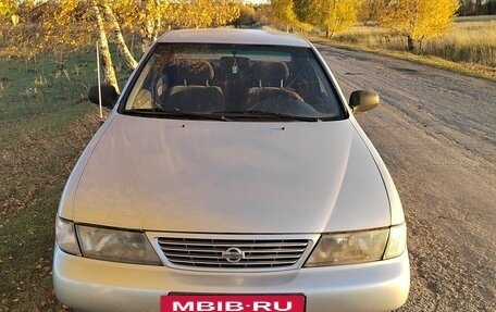 Nissan Sentra, 1997 год, 180 000 рублей, 2 фотография