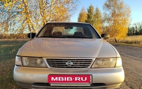 Nissan Sentra, 1997 год, 180 000 рублей, 3 фотография