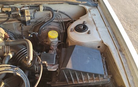 Nissan Sentra, 1997 год, 180 000 рублей, 13 фотография