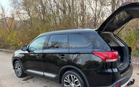 Mitsubishi Outlander III рестайлинг 3, 2018 год, 2 100 000 рублей, 13 фотография