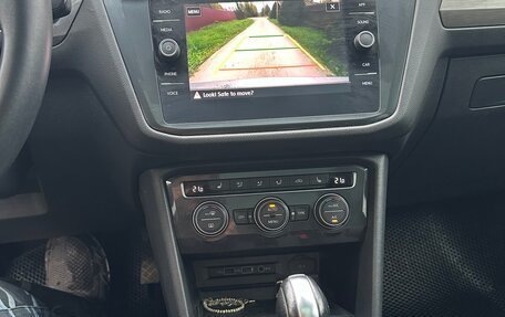 Volkswagen Tiguan II, 2019 год, 2 700 000 рублей, 3 фотография