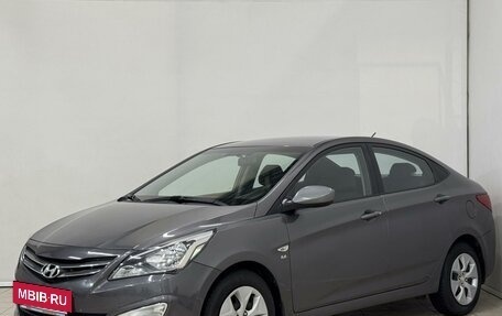 Hyundai Solaris II рестайлинг, 2015 год, 939 000 рублей, 2 фотография
