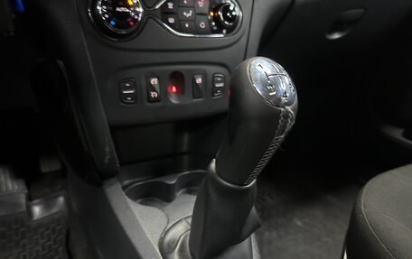 Renault Sandero II рестайлинг, 2017 год, 925 000 рублей, 19 фотография