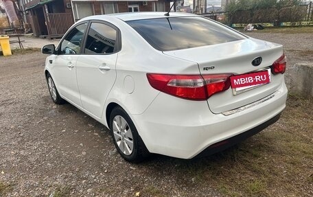 KIA Rio III рестайлинг, 2014 год, 930 000 рублей, 17 фотография