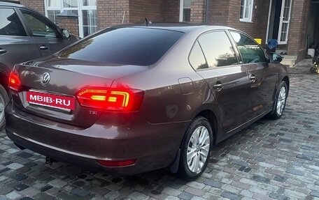 Volkswagen Jetta VI, 2014 год, 1 065 000 рублей, 18 фотография