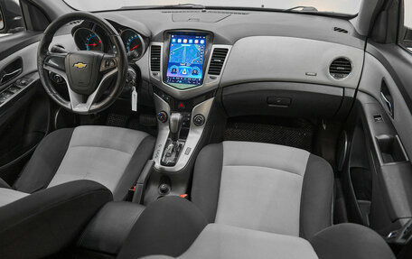 Chevrolet Cruze II, 2011 год, 690 000 рублей, 8 фотография