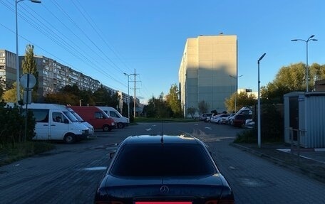 Mercedes-Benz E-Класс, 1996 год, 260 000 рублей, 5 фотография