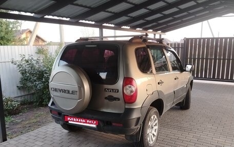 Chevrolet Niva I рестайлинг, 2012 год, 550 000 рублей, 12 фотография