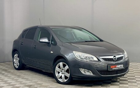 Opel Astra J, 2011 год, 599 000 рублей, 3 фотография